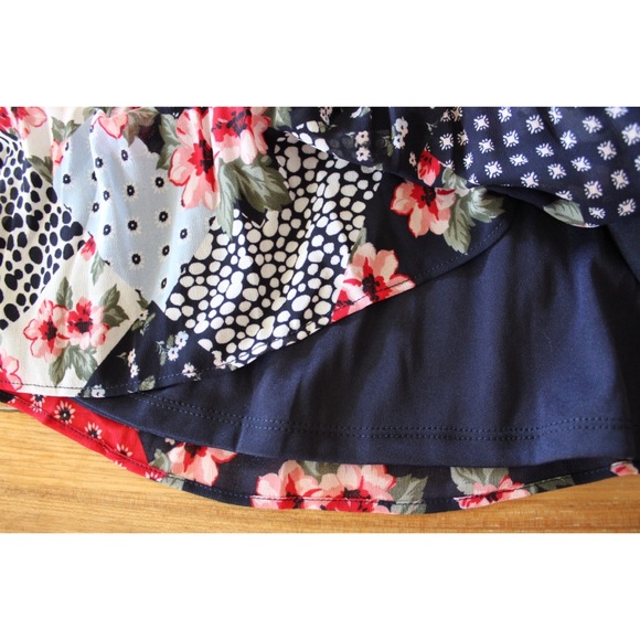 Suzy Shier Multi Pattern Patchwork Pleated Sleeveless Top Large Preowned - Picture 8 of 9